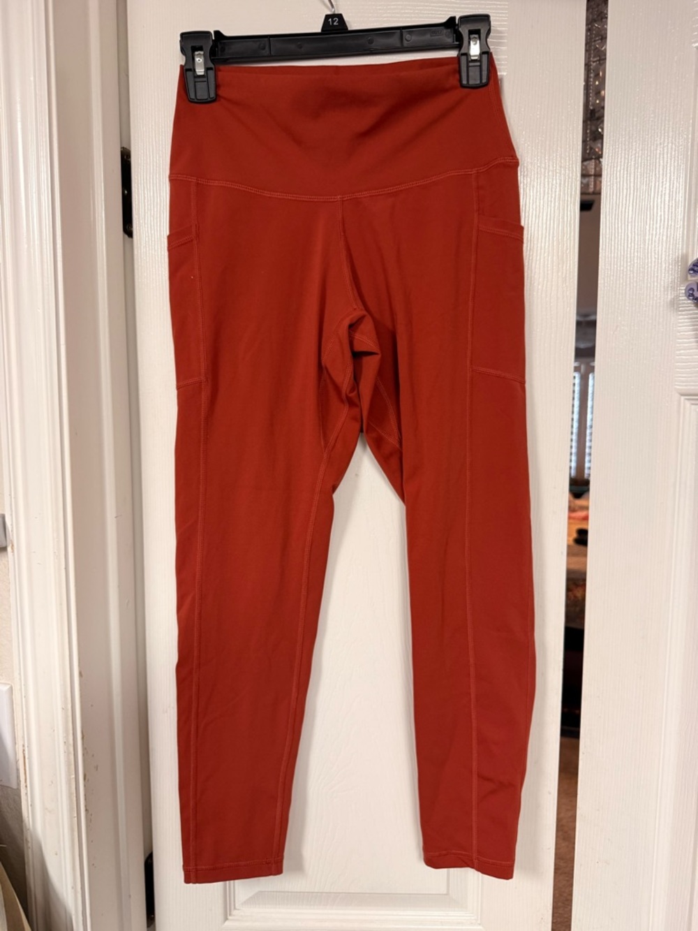 Colorfulkoala High-Waist Rust Red Active Leggings